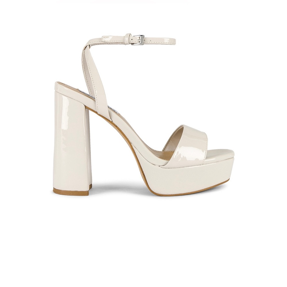 Steve Madden Lessa Heel, Size 5.5 W